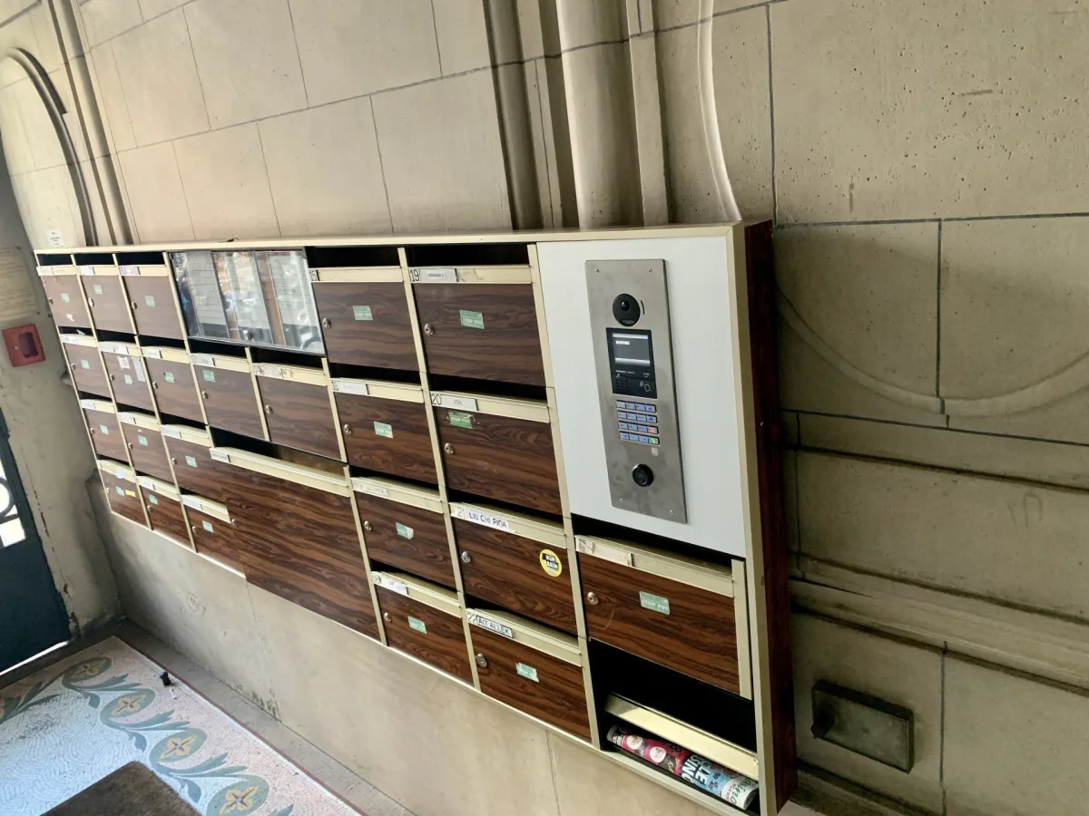 Visiophone connecté au smartphone à
